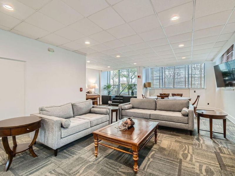 1620 E Broad Street, Unit 603, Columbus, OH 43203 Photo 36