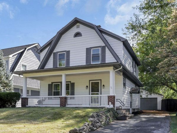 141 S Kensington Place, Springfield, OH 45504