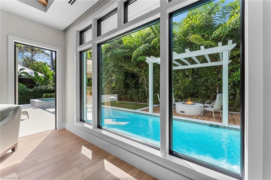 644 W Lake Dr, Naples, FL 34102 Photo