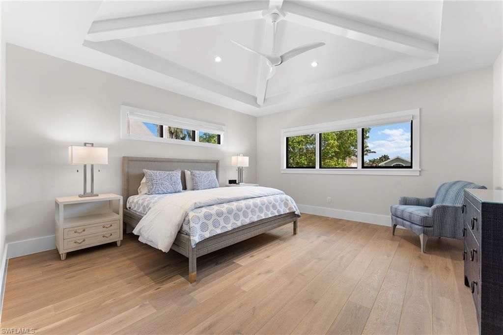 644 W Lake Dr, Naples, FL 34102 Photo