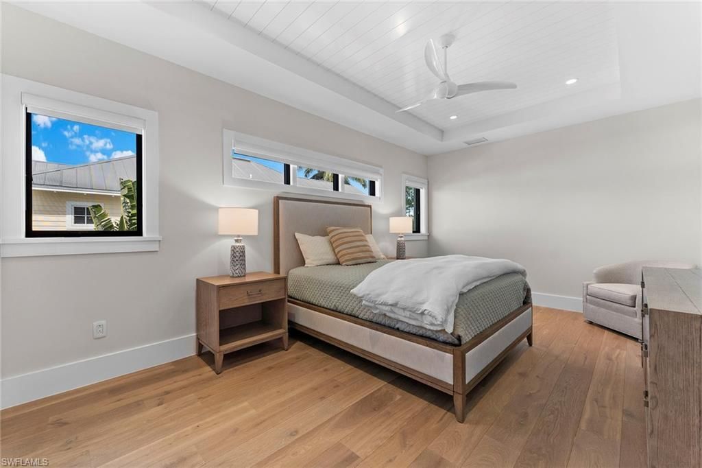 644 W Lake Dr, Naples, FL 34102 Photo