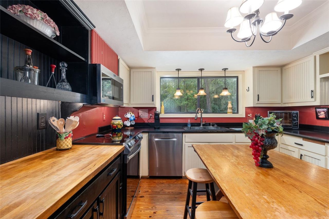 11427 SW 10th Terrace, Micanopy, FL 32667 Photo