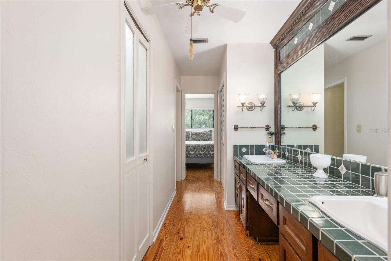 11427 SW 10th Terrace, Micanopy, FL 32667 Photo