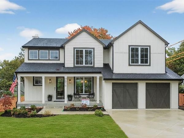 7616 Falmouth Street, Prairie Village, KS 66208