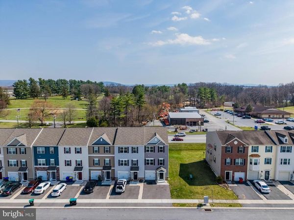 3381 LANDMARK COURT, CHAMBERSBURG, PA 17201