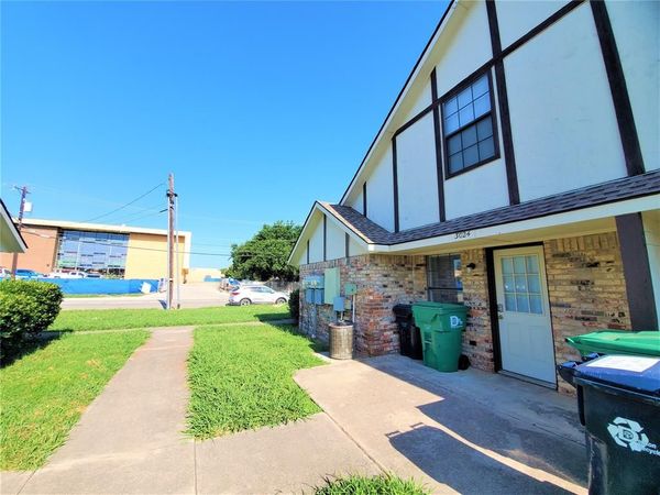 3024-3030 N Bell Avenue, Denton, TX 76209