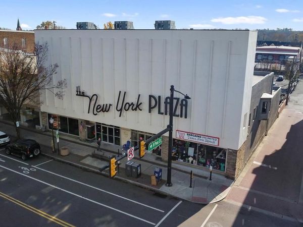 238-244 E HIGH STREET, POTTSTOWN, PA 19464