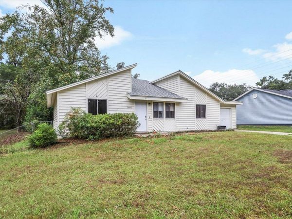 5661 Rustic Drive, Tallahassee, FL 32303