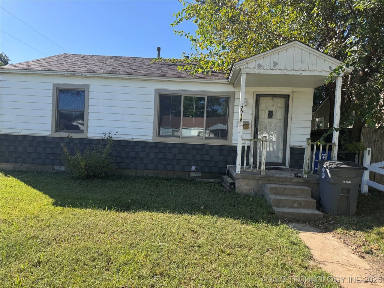 2918 E Woodrow Street, Tulsa, OK 74110 Main Photo