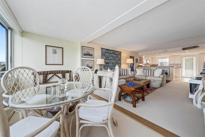 215 N Birch Road, Unit 4C, Fort Lauderdale, FL 33304 Photo