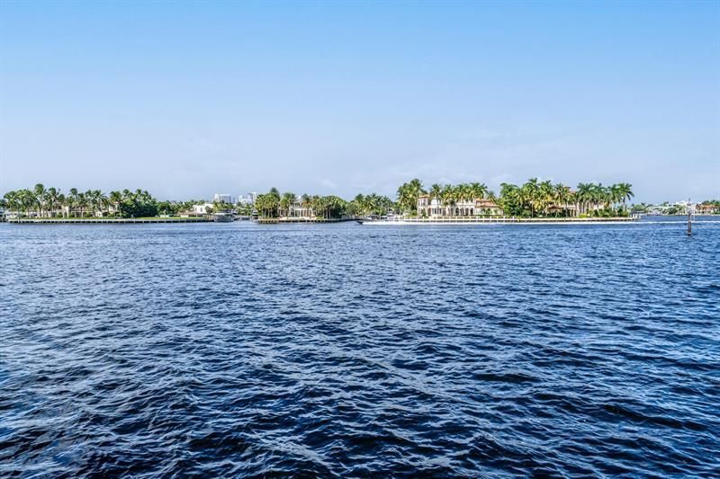 215 N Birch Road, Unit 4C, Fort Lauderdale, FL 33304 Photo