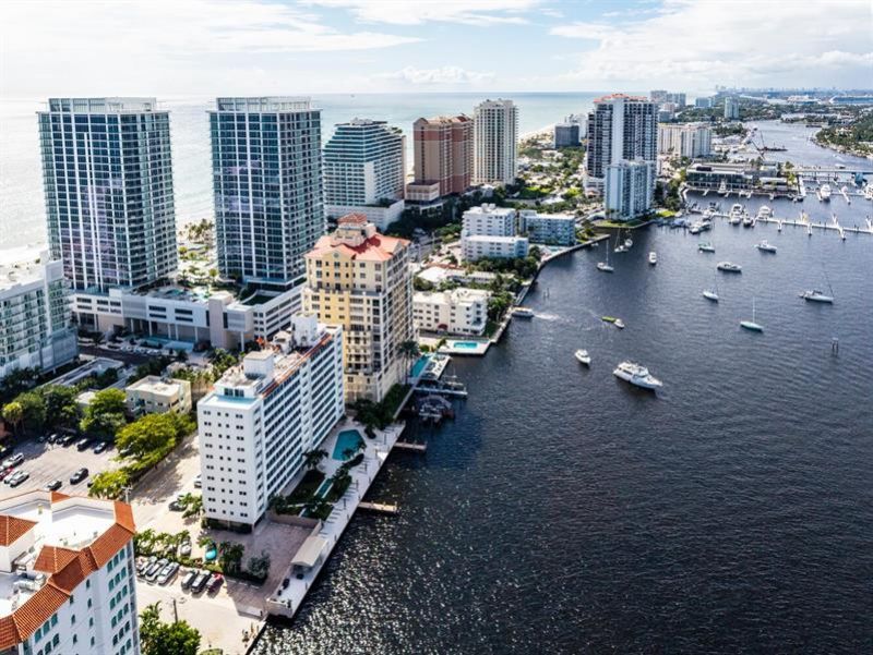 215 N Birch Road, Unit 4C, Fort Lauderdale, FL 33304 Photo