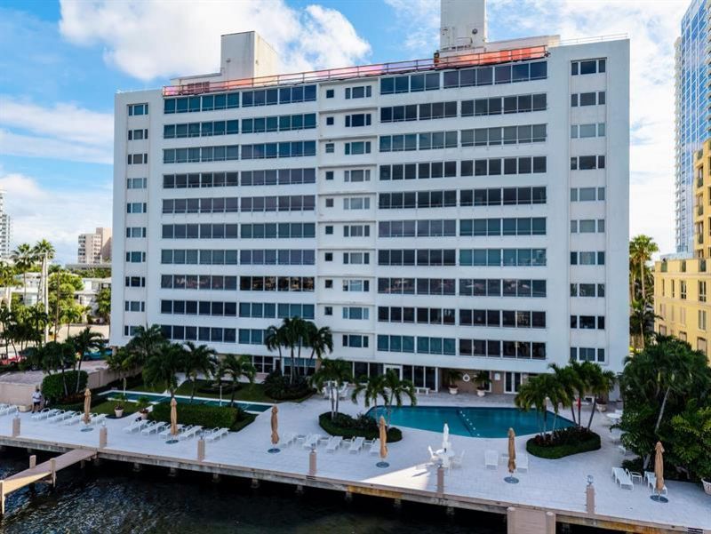 215 N Birch Road, Unit 4C, Fort Lauderdale, FL 33304 Photo