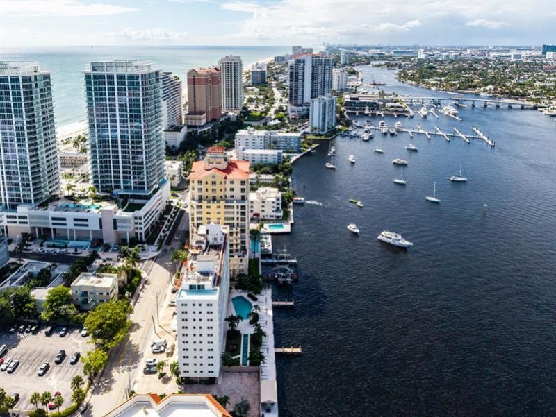 215 N Birch Road, Unit 4C, Fort Lauderdale, FL 33304 Photo