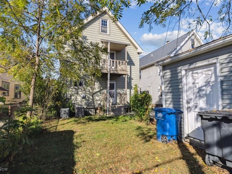 2045 Chesterland Avenue, Lakewood, OH 44107 Photo 19