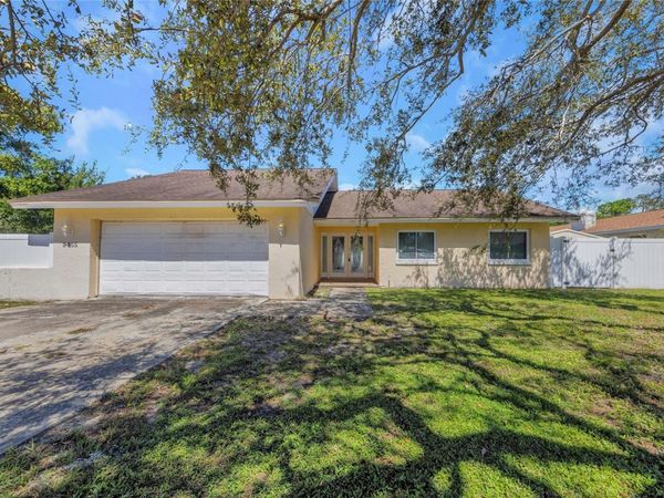 9455 LAURA ANNE DRIVE, SEMINOLE, FL 33776