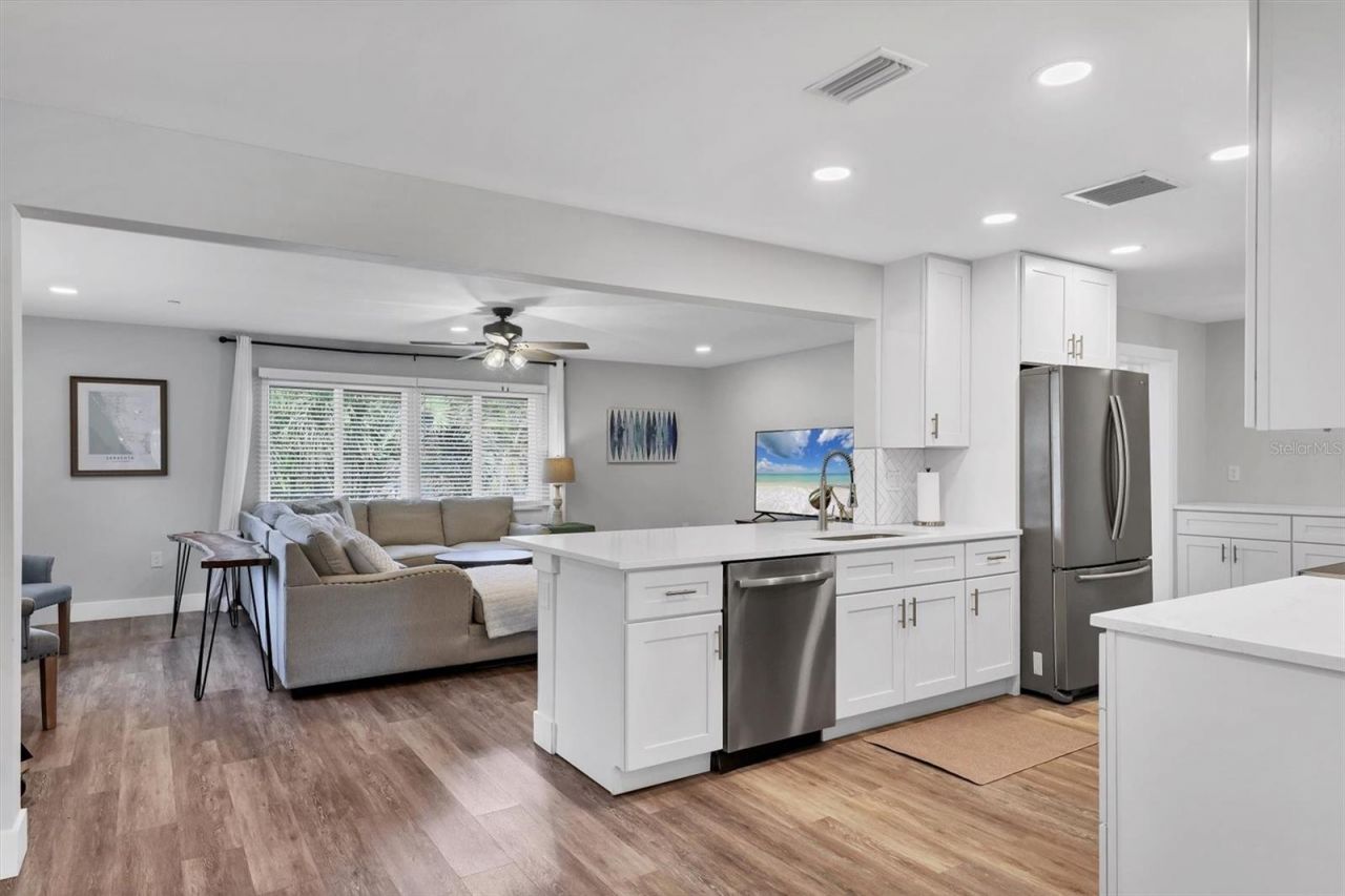 147 Adair Avenue, Sarasota, FL 34243 Photo