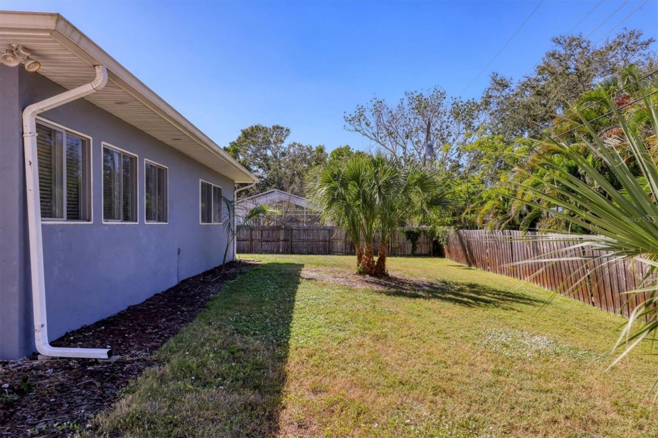 147 Adair Avenue, Sarasota, FL 34243 Photo