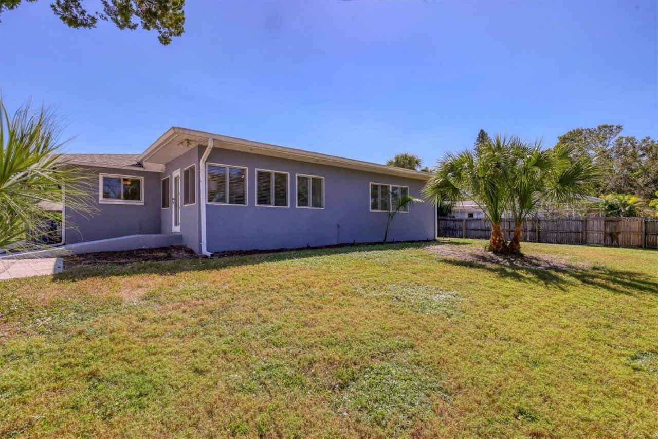 147 Adair Avenue, Sarasota, FL 34243 Photo