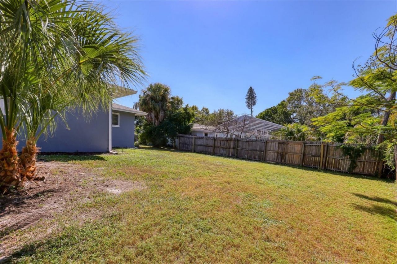 147 Adair Avenue, Sarasota, FL 34243 Photo