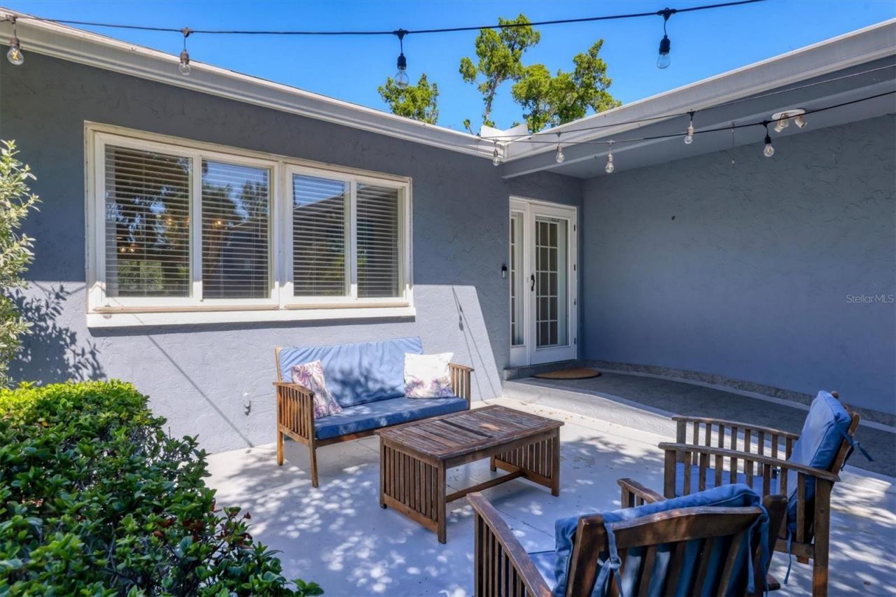 147 Adair Avenue, Sarasota, FL 34243 Photo