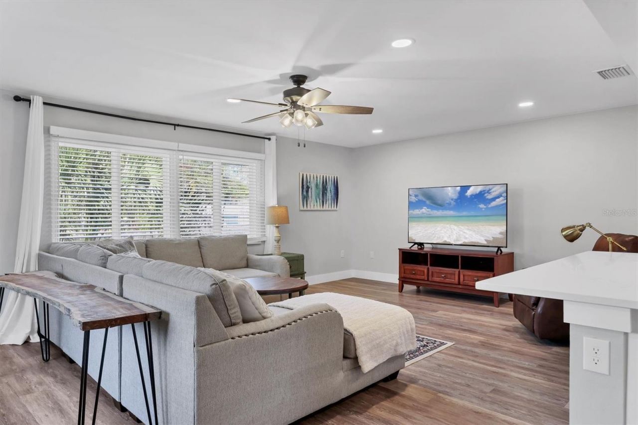 147 Adair Avenue, Sarasota, FL 34243 Photo