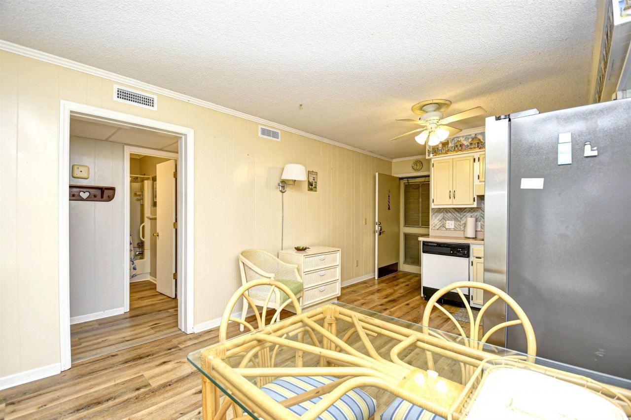 191 Maison Dr. Photo 8