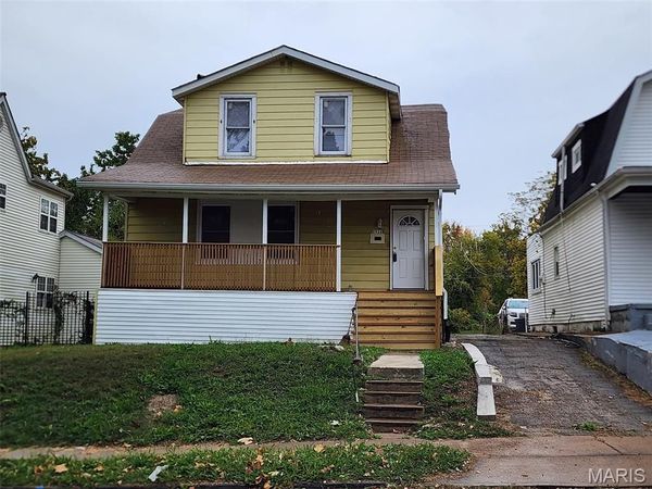 4926 Wren Avenue, St Louis, MO 63120