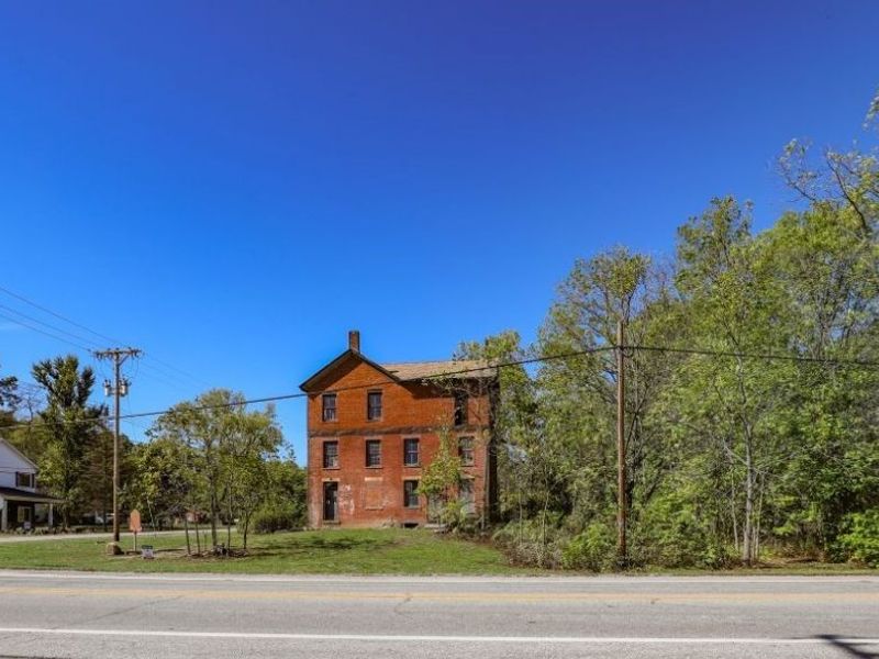 9401 Tallmadge Road, Diamond, OH 44412 Photo 14