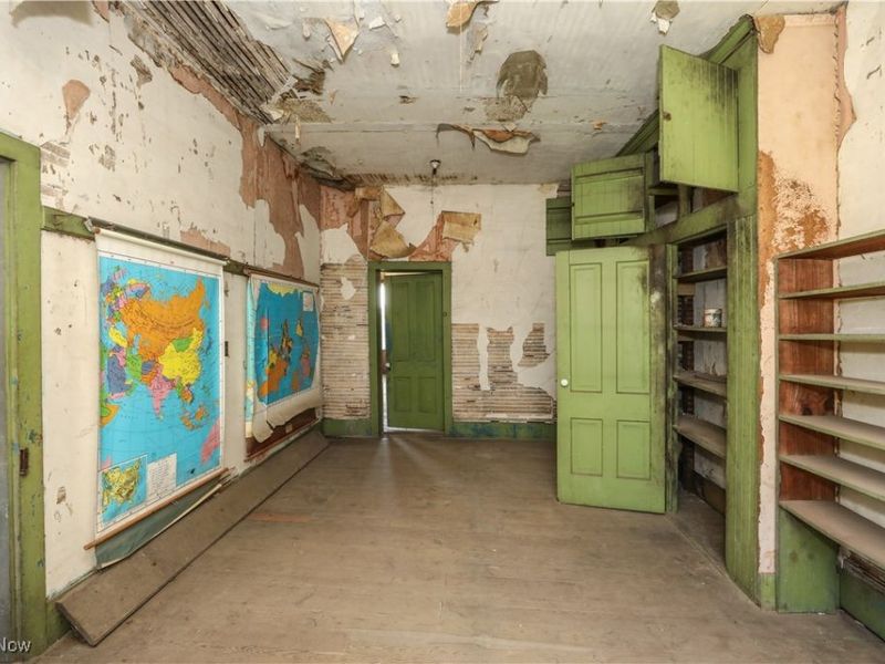 9401 Tallmadge Road, Diamond, OH 44412 Photo 27