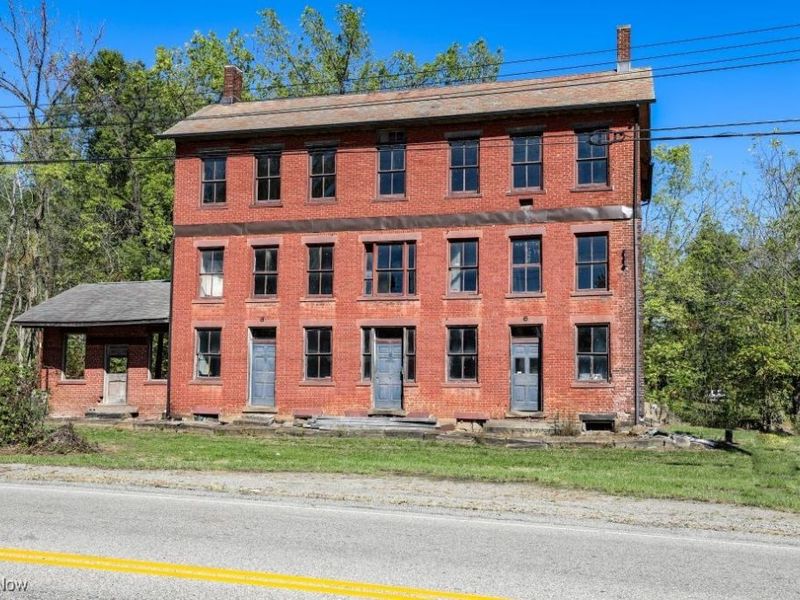 9401 Tallmadge Road, Diamond, OH 44412 Photo 3