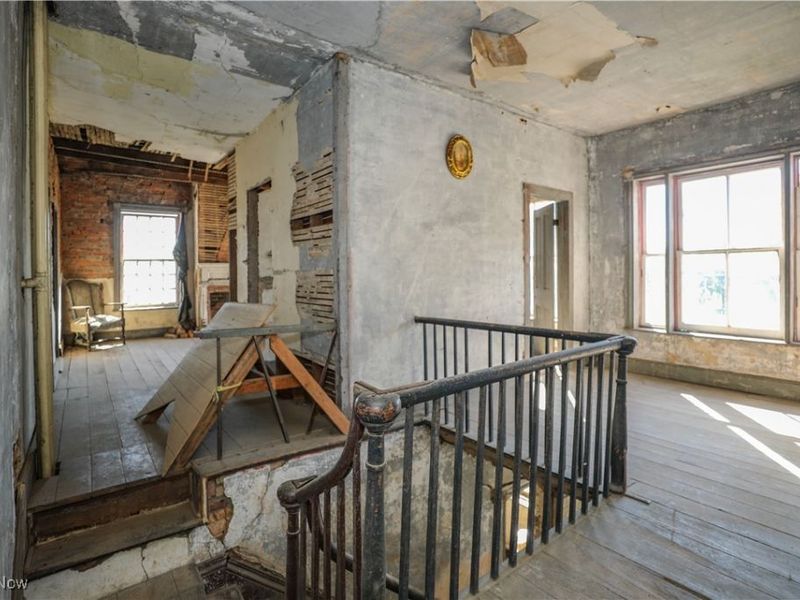 9401 Tallmadge Road, Diamond, OH 44412 Photo 32