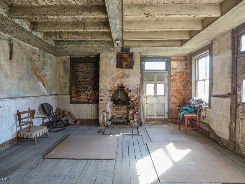 9401 Tallmadge Road, Diamond, OH 44412 Photo 42