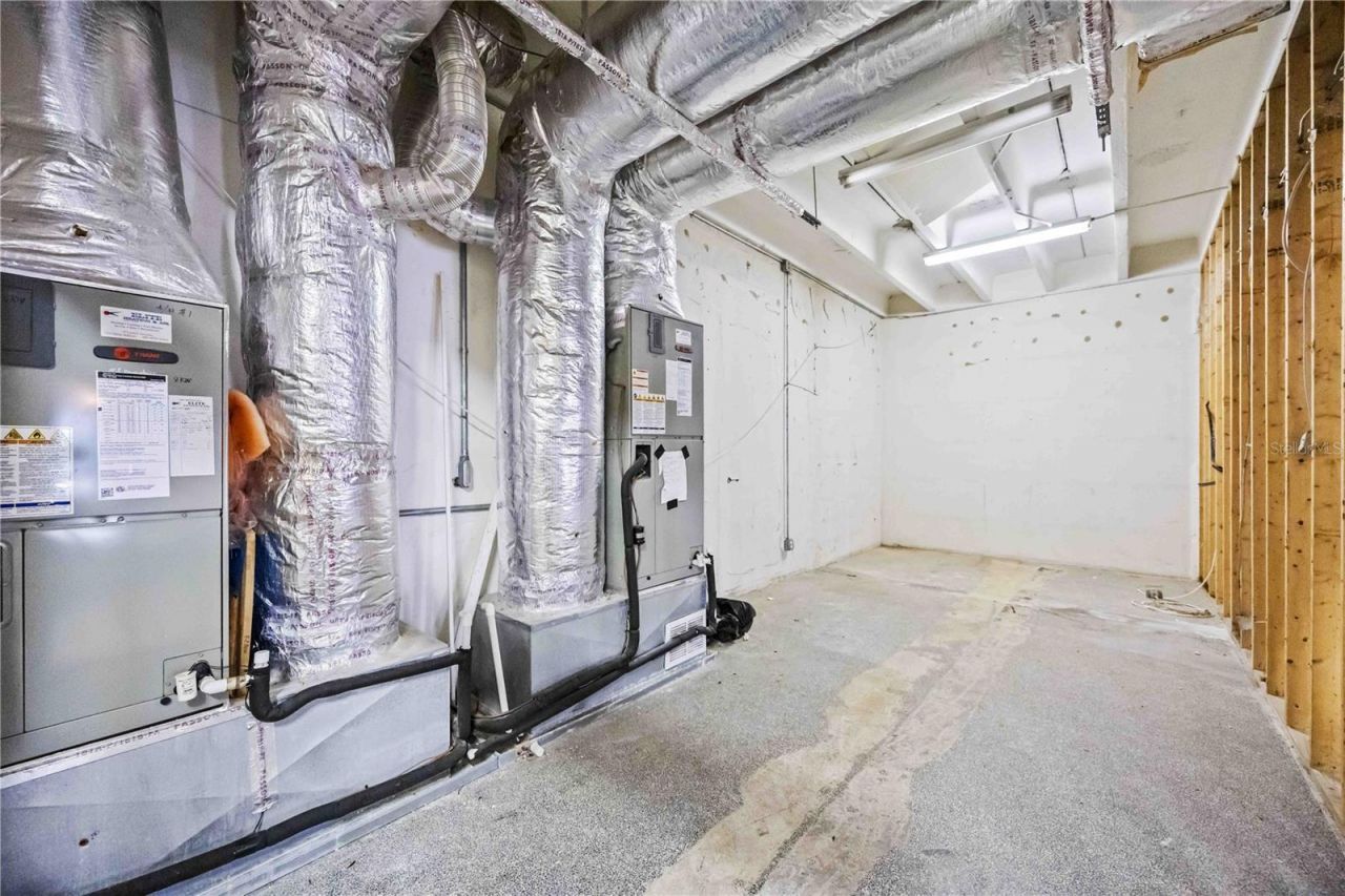 214 Miami Avenue E, Venice, FL 34285 Photo