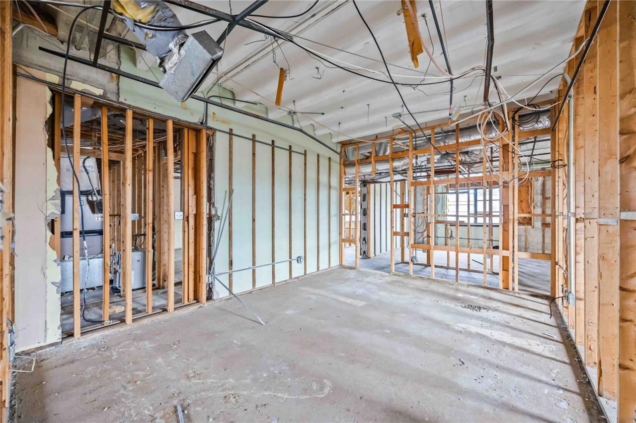 214 Miami Avenue E, Venice, FL 34285 Photo