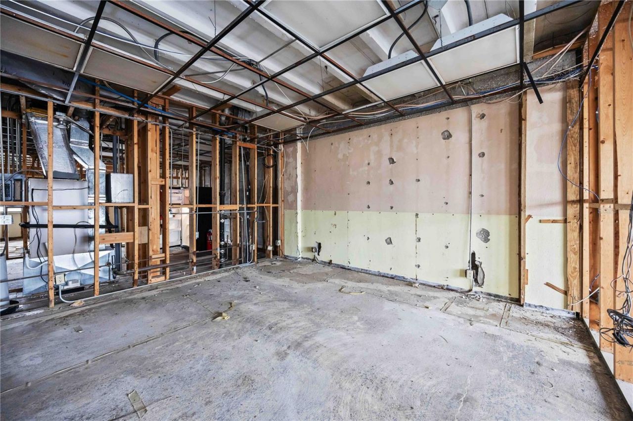 214 Miami Avenue E, Venice, FL 34285 Photo