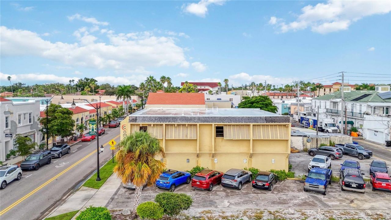 214 Miami Avenue E, Venice, FL 34285 Photo