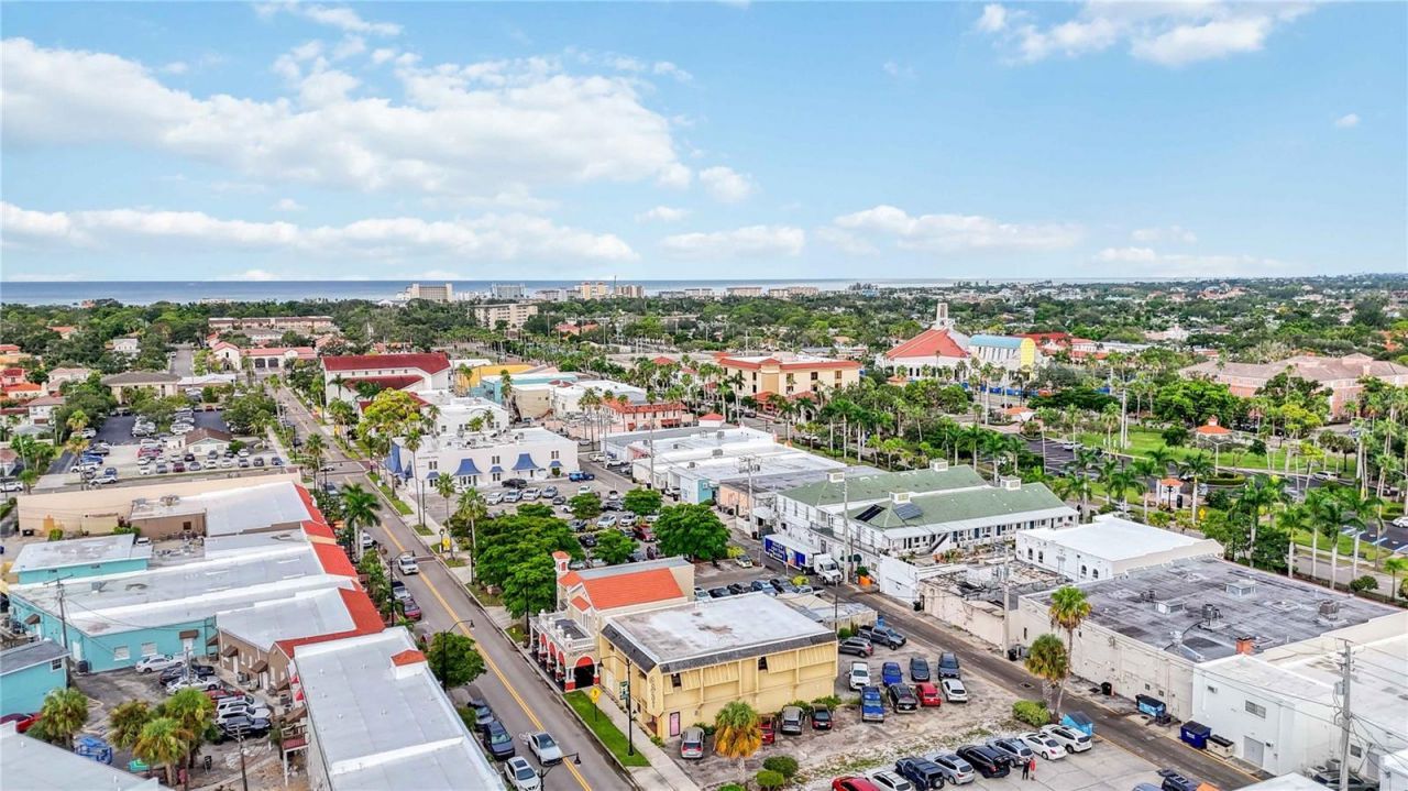 214 Miami Avenue E, Venice, FL 34285 Photo