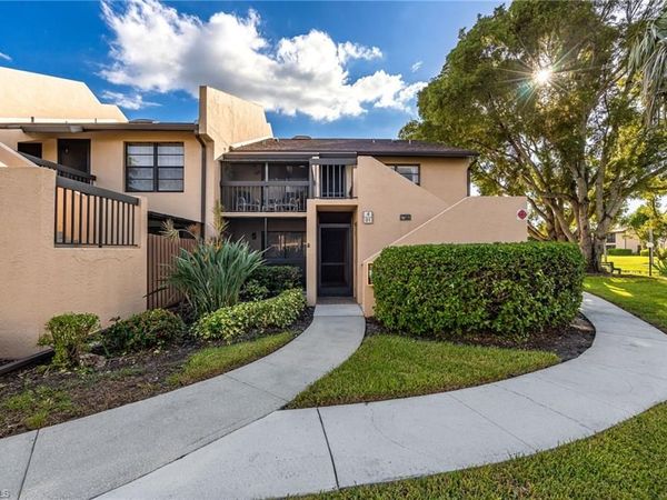 15466 Admiralty CIR, Unit 4, NORTH FORT MYERS, FL 33917