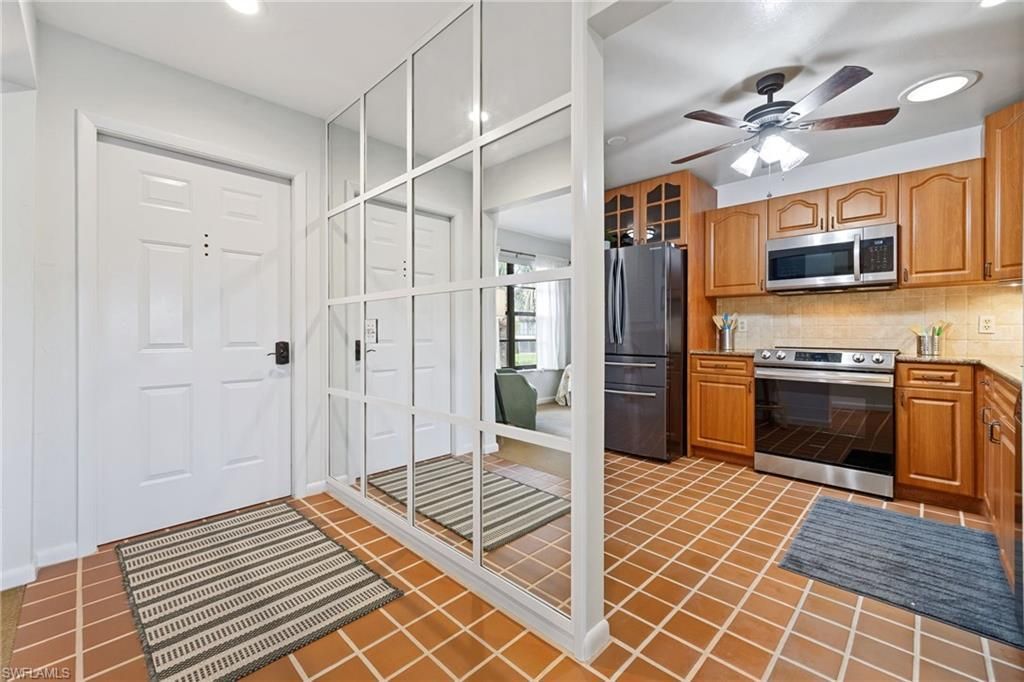 15466 Admiralty Cir, Unit 4, North Fort Myers, FL 33917 Photo