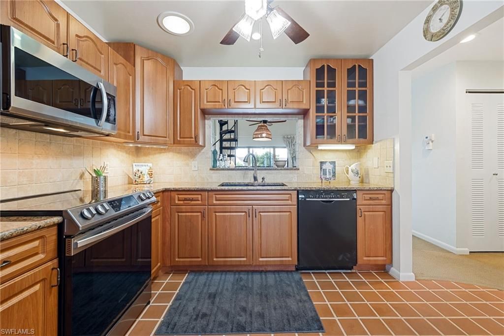 15466 Admiralty Cir, Unit 4, North Fort Myers, FL 33917 Photo