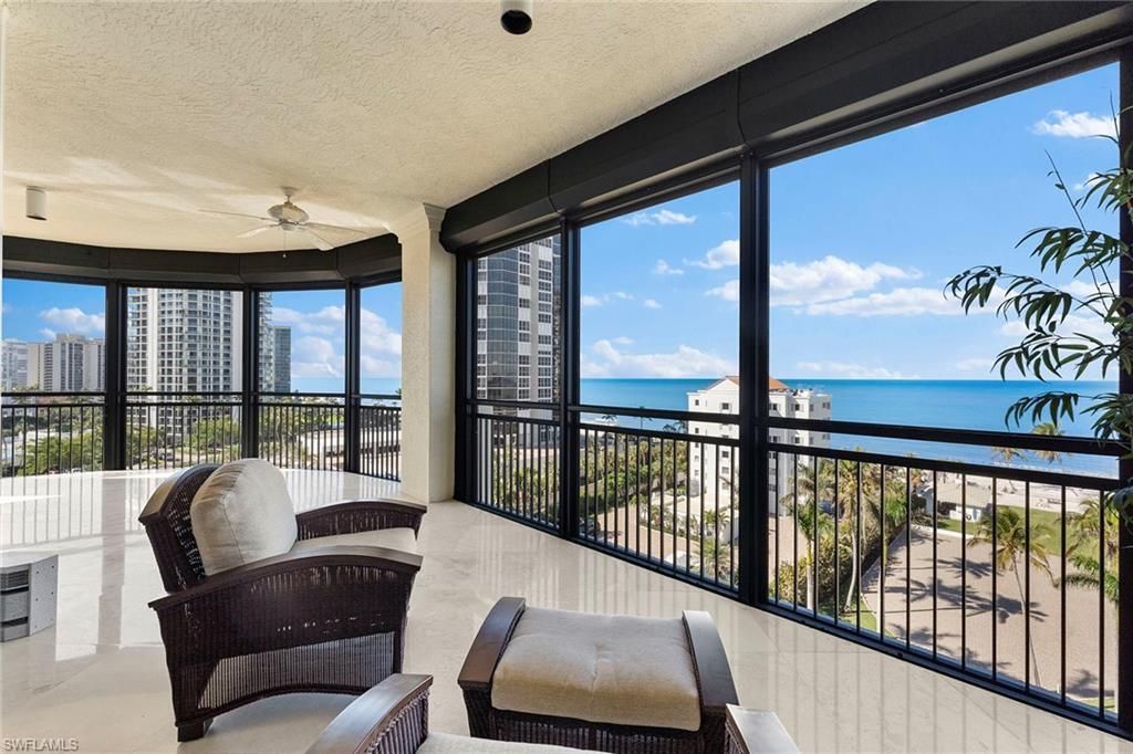 81 Seagate Dr, Unit 801, Naples, FL 34103 Photo