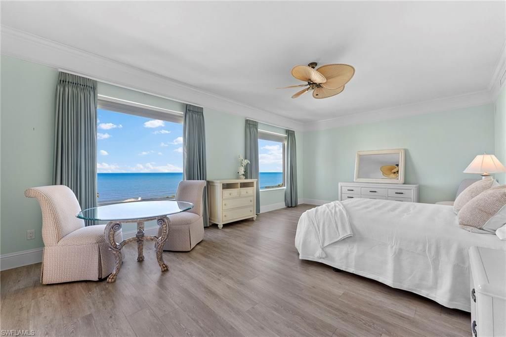 81 Seagate Dr, Unit 801, Naples, FL 34103 Photo