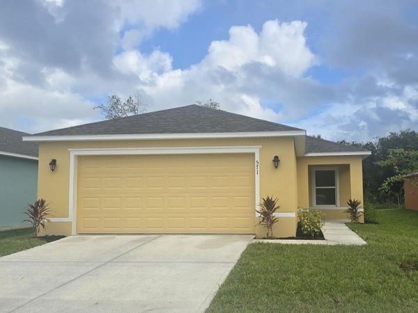 571 SW Richmond Circle , Palm Bay, FL 32908