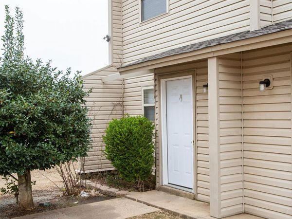 9-12 Edgehill Cove, Maumelle, AR 72113