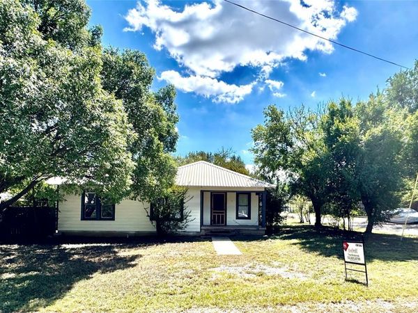 515 N Lampasas ST, Bertram, TX 78605