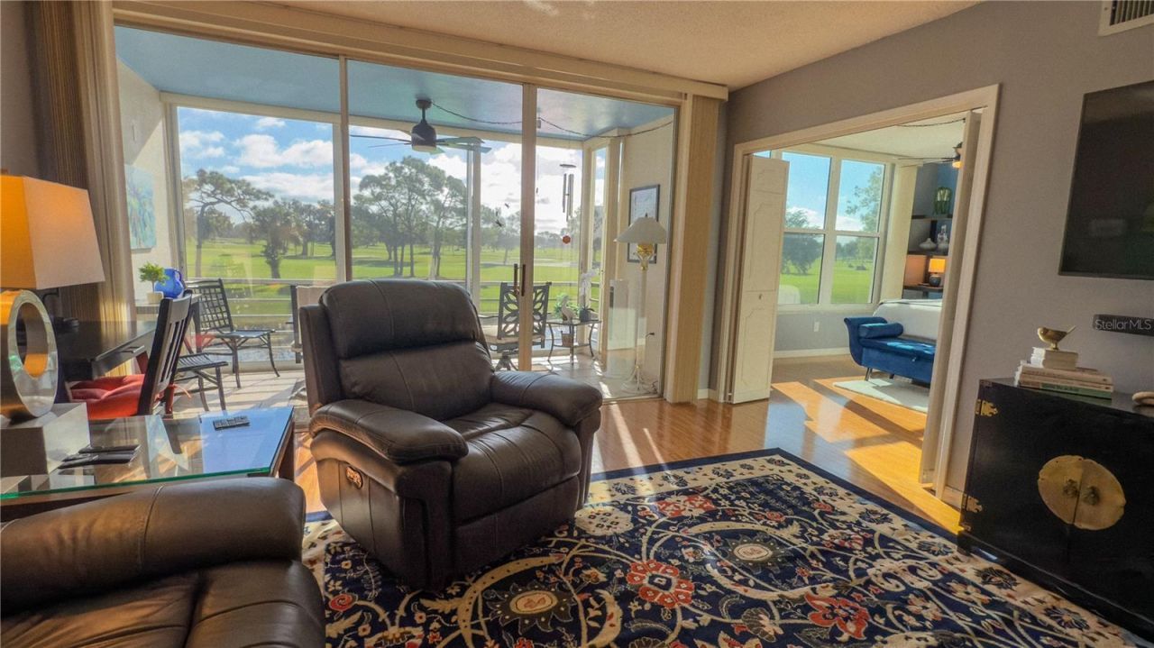 7461 W Country Club Drive N, Unit 209, Sarasota, FL 34243 Photo