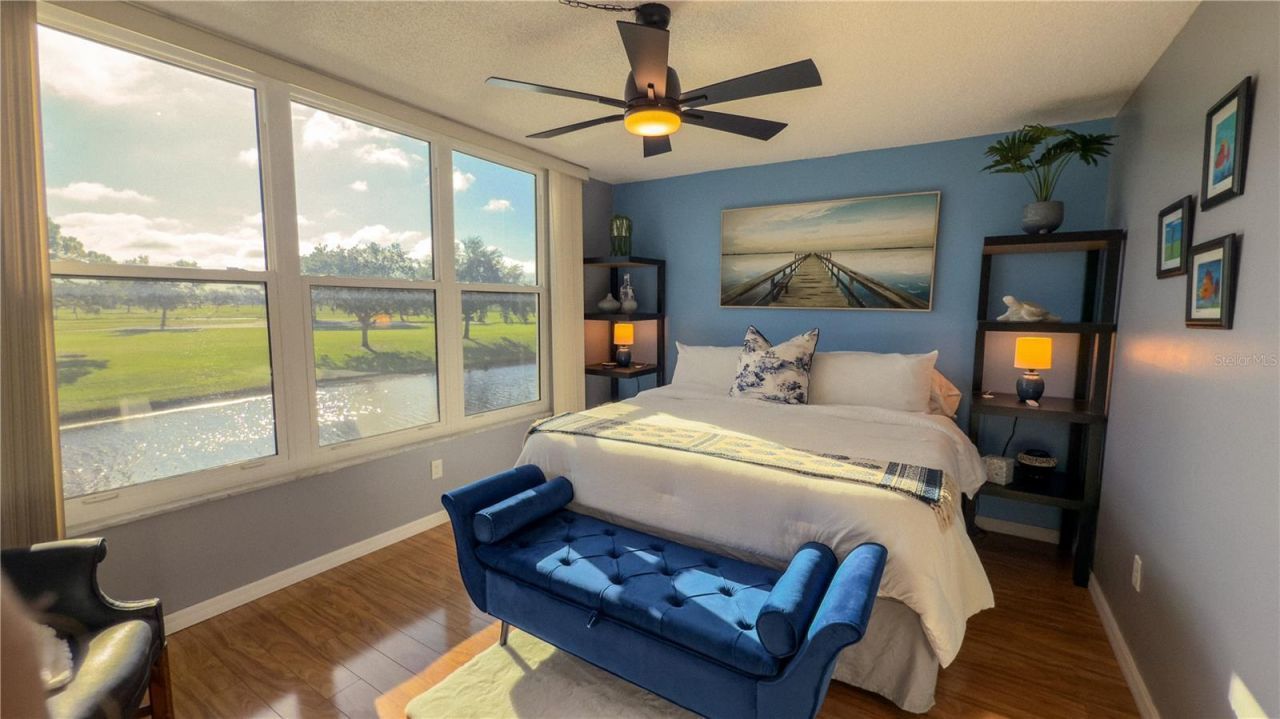 7461 W Country Club Drive N, Unit 209, Sarasota, FL 34243 Photo