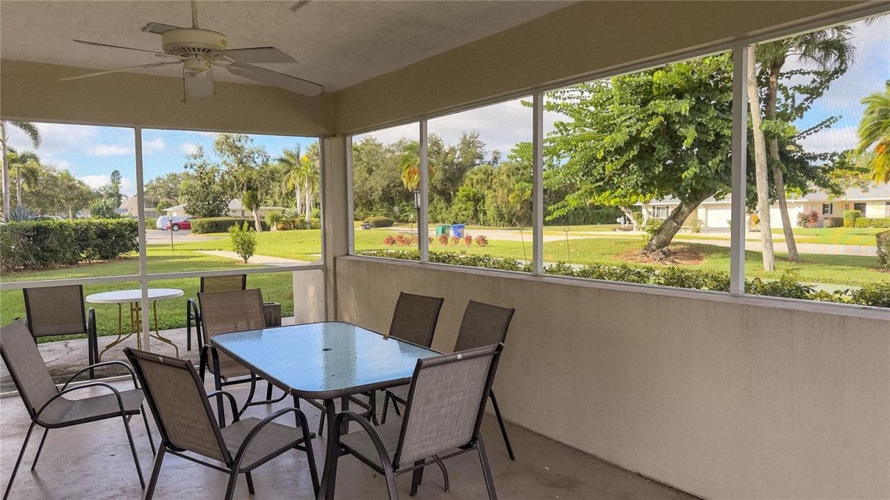7461 W Country Club Drive N, Unit 209, Sarasota, FL 34243 Photo