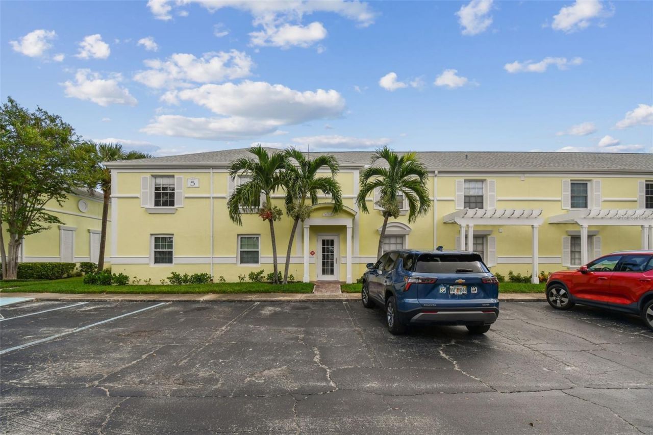 5116 Beach Drive Se, Unit D, Saint Petersburg, FL 33705 Photo